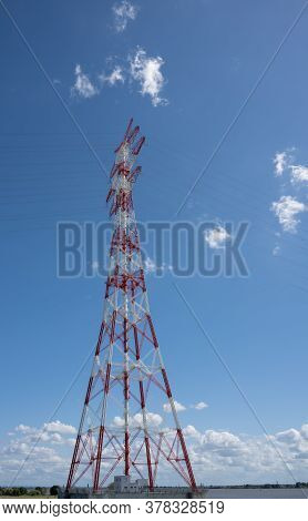 Highest Electricity Pylons, High Voltage Pylons In Europe On The Elbe Near Hamburg