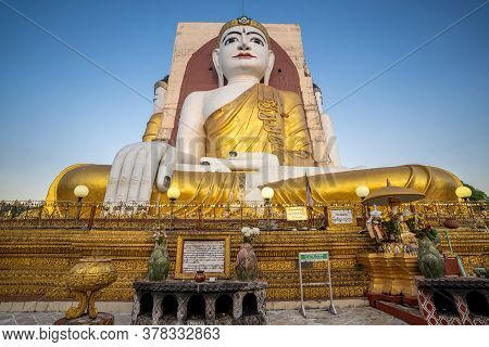 Bago, Myanmar - Dec. 01, 2019 :myanmar Four Faces Of Buddha At Kyaikpun Buddha In Bago, Myanmar