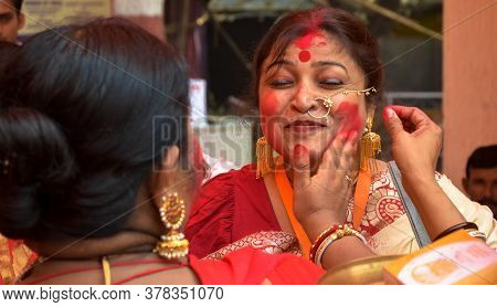Delhi, India - 19th October 2018; Women Participate In Sindur Khela Or Red Vermillion Playing   At A