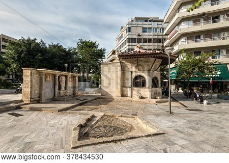 Heraklion, Greece - November 12, 2019: Ancient Venetian Bembo Fountain In Kornarou Square, Heraklion