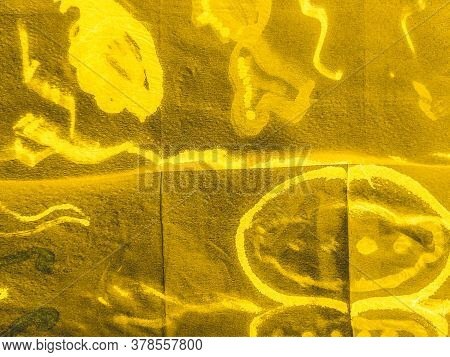 Watercolor Batik Repeat. Organic Gold Dyed Texture. Watercolor Batik Repeat Print. Party Metallic Ca