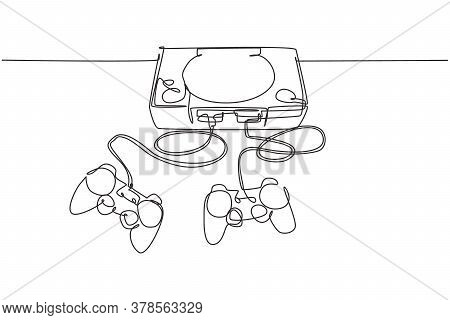 One Continuous Line Drawing Of Retro Old Classic Arcade Video Game Player With Joystick. Vintage Con