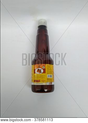 Closeup Of A To Z Ns Multi Vitamin And Mineral, Mango Flavour 200 Ml Syrup Bottle And Pack Isolated