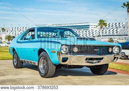 Daytona Beach, Fl / Usa - March 25, 2018: Blue 1970 American Motos Amx Muscle Car At The Spring 2018