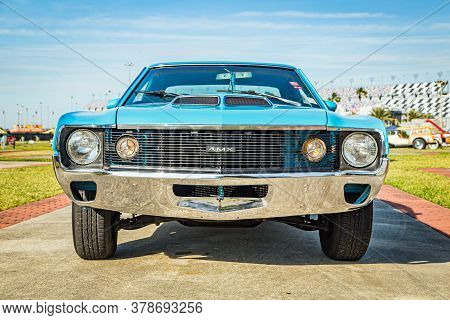 Daytona Beach, Fl / Usa - March 25, 2018: Blue 1970 American Motos Amx Muscle Car At The Spring 2018