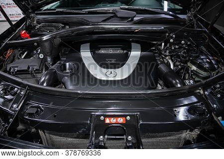 Novosibirsk/ Russia - July 18  2020: Mercedes Benz Gl-class,  Close Up Of A Clean Motor Block. Inter