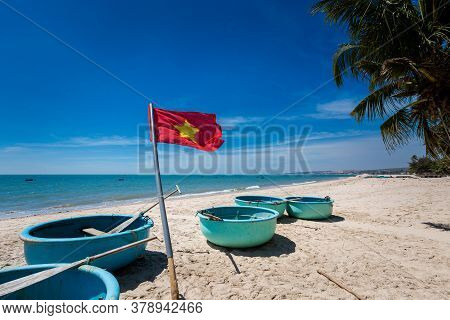 Vietnam Corracles On The Mui Ne Beach