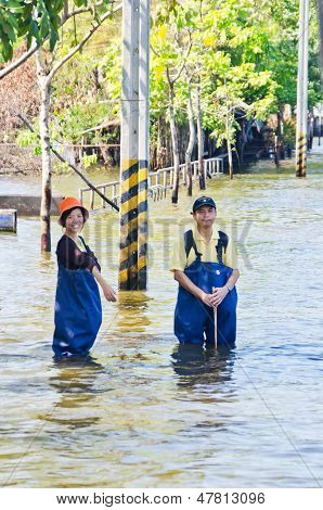 Pahimmat tulvat Nakhon Pathom, Thaimaa