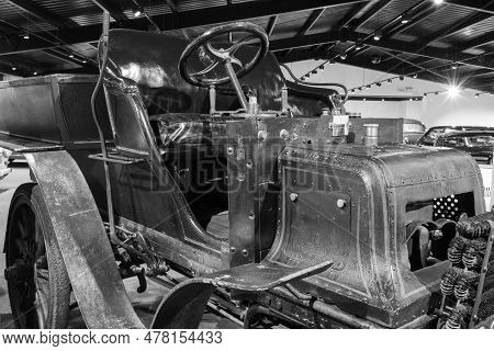 Sparkford.somerset.united Kingdom.march 26th 2023.a Daimler Wagonette From 1897 Called Fiery Liz Is 