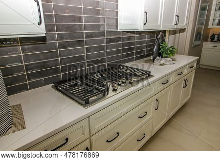 Kitchen Counter With Built In Gas Burners