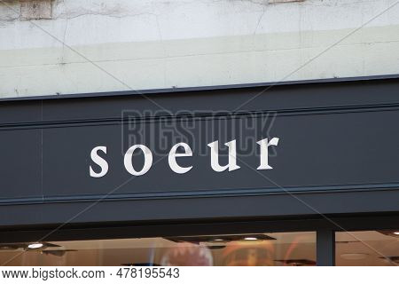 Bordeaux , Aquitaine  France - 06 22 2023 : Soeur Logo Brand And Text Sister Chain On Shop Facade Wa