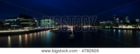 Cidade de Londres à noite