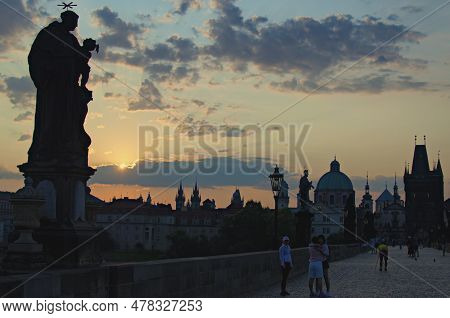 Prague, Czech Republic-august 21,2018:astonishing Sunrise Landscape In Prague. Medieval Charles Brid