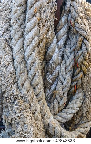 Vecchia corda nautica verticale