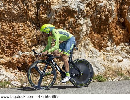 Col Du Serre De Tourre,france - July 15,2016: The Croatian Cyclist Robert Kiserlovski Of Tinkoff Tea