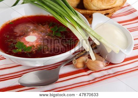 Vynikající boršč v tabulce detail