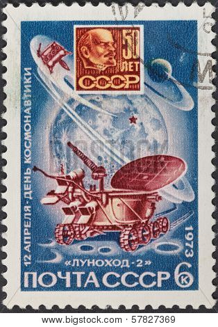First Transport Lunokhod 2 On Moon Surface