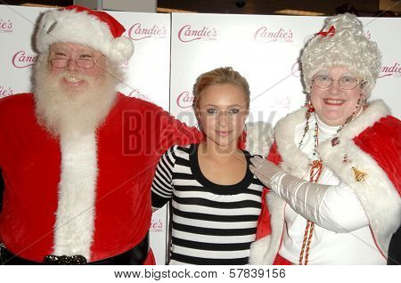 Hayden Panettiere  at an instore appearance to benefit Kohl's Cares for Kids. Kohl's Arcadia, San Gabriel, CA. 12-13-08