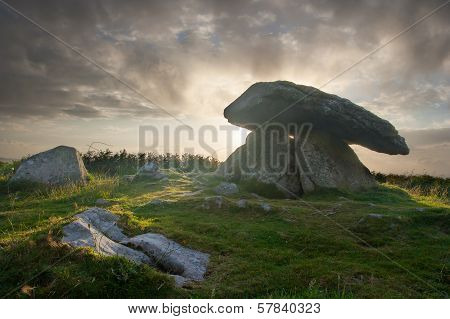 Chun Quoit Cornwall England Uk