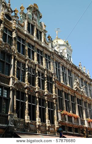 The beautiful frontage of the house
