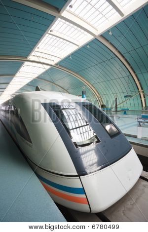 Magnetic Levitation Train