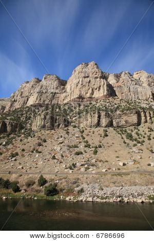 Gama de la montaña y río - Wyoming