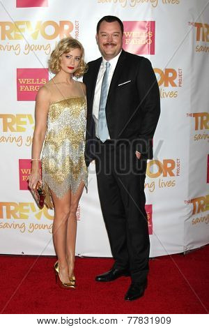 LOS ANGELES - DEC 7:  Beth Behrs, Michael Gladis at the 