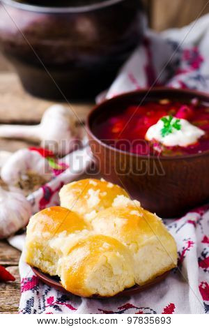 Pampushki ,the Traditional Ukrainian Pastries