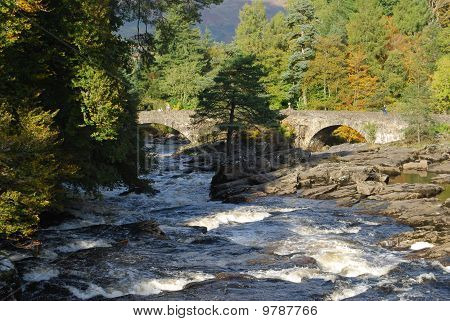 Falls Of Dochart i most