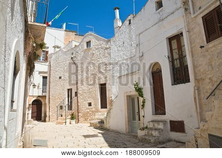 Characteristic alleyway of Cisternino. Puglia. Southern Italy.