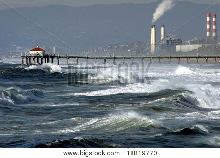 Stormvejr på Manhattan beach, Californien