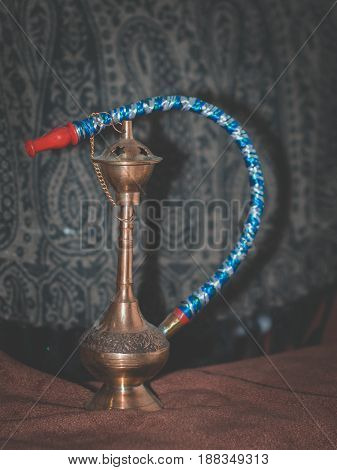 baraku style Arabian With gold in the desert.