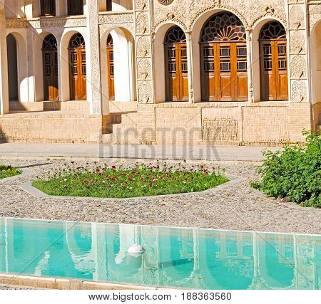 In Iran The  Antique   House
