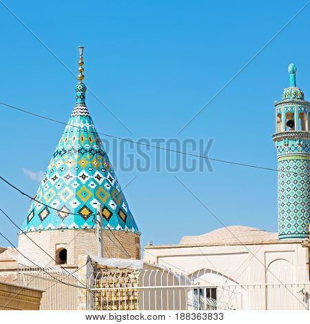 In Iran The  Antique   House