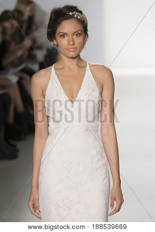 Kelly Faetanini- Spring 2018 Collection - New York Fashion Week Bridal