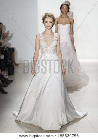 Kelly Faetanini- Spring 2018 Collection - New York Fashion Week Bridal