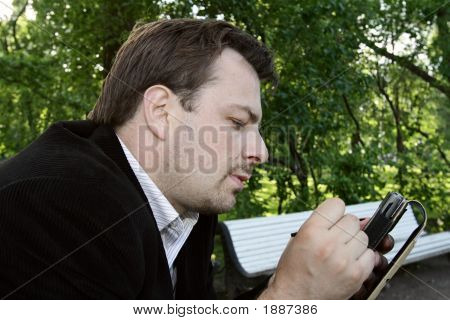 Hombre con Pocket Pc