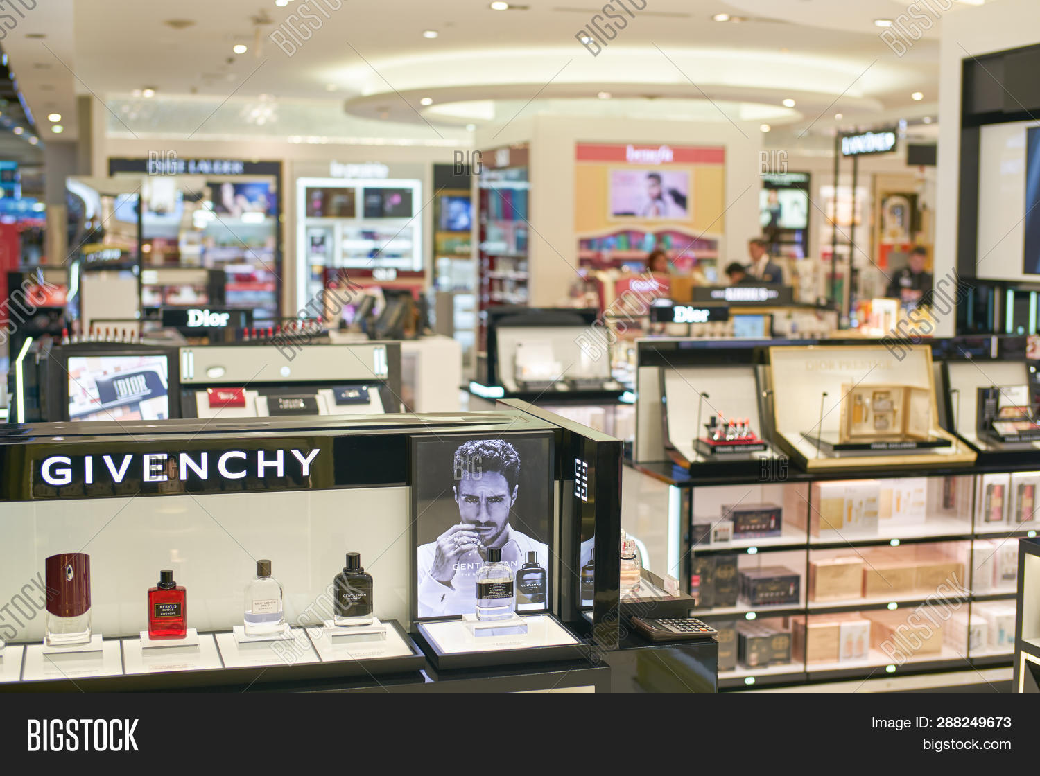 givenchy perfume duty free