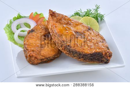 Fried Fish.  A Delicious, Spicy, Crunchy & Yummy White Meat Dish.