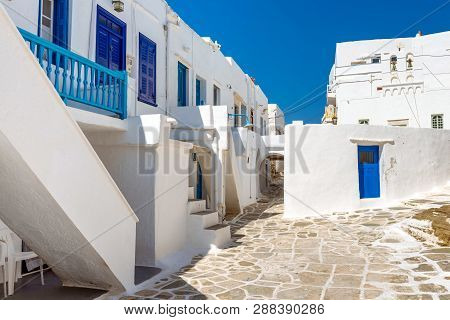 Sifnos, Greece - September 11, 2018: White Architecture Of Kastro, The Ancient Capital Of Sifnos. Cy