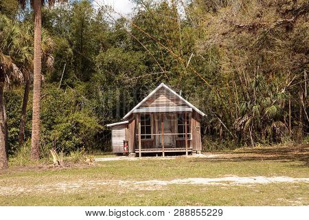 Estero, Florida, Usa - February 23, 2019:  1903 Conrad Schlender Cottage At Historic Koreshan State 