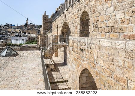 Jerusalem, Israel, March 09, 2019 : The Fagment Of The City Wall Near The Damascus Gate In Old City 
