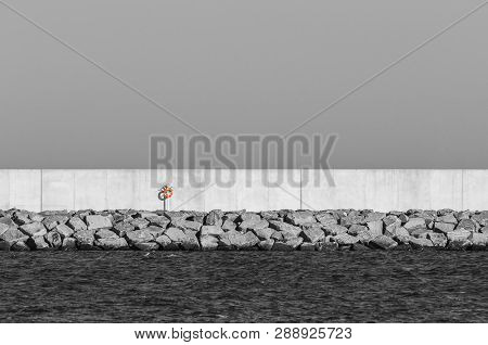Breakwater Bw