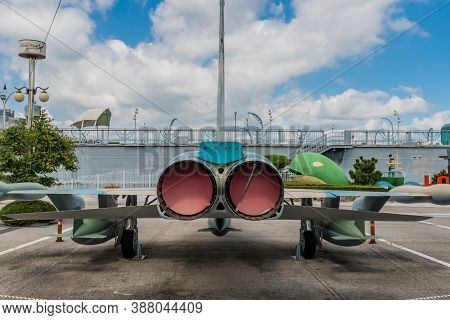 F-5B Freedom Fighter Military Jet Aircraft On Display At Seaside Park.