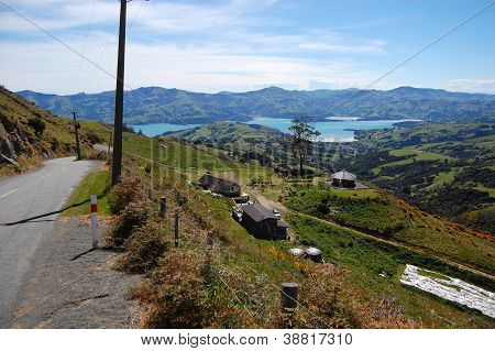 Sjezdové Road moře zálivu Akaroa