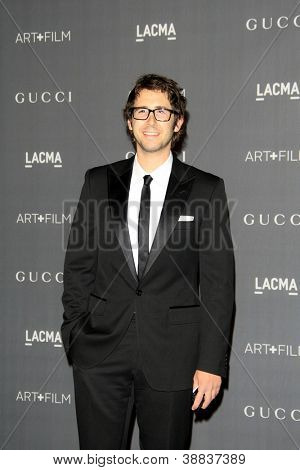 LOS ANGELES, CA - 27 Ekim: Josh Groban LACMA 2012 sanat + LACMA 27 Ekim 2012 tarihinde filmi Gala