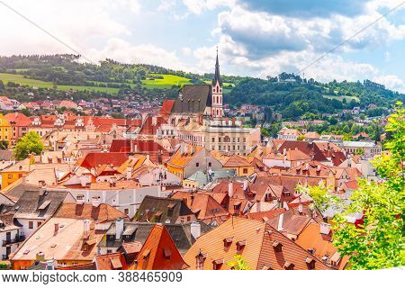 St Vitus Church In The Middle Of Historical City Centre. Cesky Krumlov, Southern Bohemia, Czech Repu