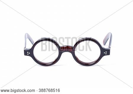 Round Eyeglasses Black Frame For Businessman, Myopia (nearsightedness), Eyeglasses, Isolated On Whit