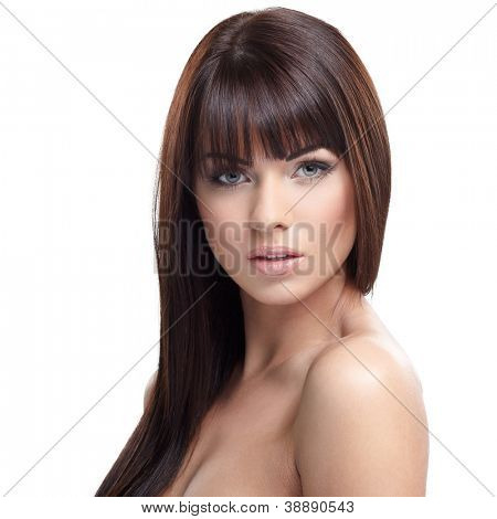 Portret piękne kobiece kobieta model na białym tle