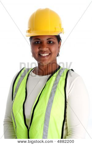 女性の建設労働者